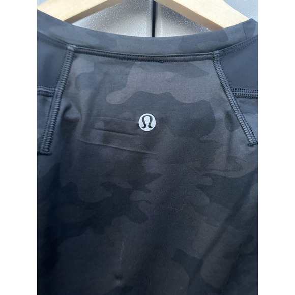 Lululemon Repetition Short Sleeve Shirt Sz Medium Savasana Camo Black READ - Picture 8 of 15